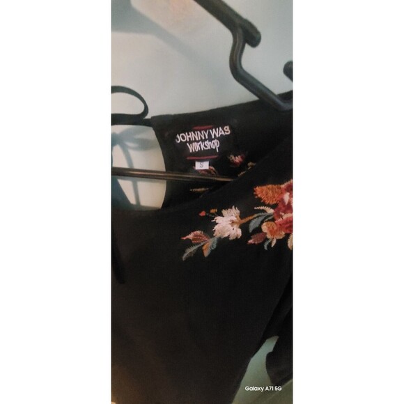 JOHNNY WAS WORKSHOP SILK Embroidered Floral Black  Bohemian Tunic Top SZ S - Picture 4 of 8